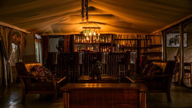 IM_KE_AMB_Tulia-Amboseli-Safari-Camp_Bar