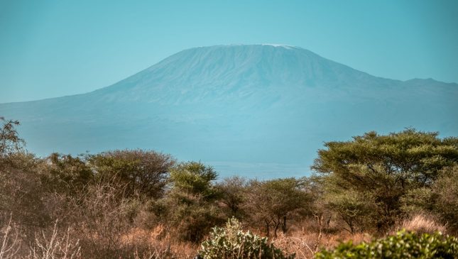 IM_KE_AMB_Tulia-Amboseli-Safari-Camp_Kili-view