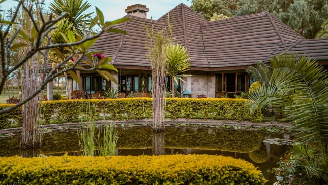 IM_KE_NVS_Lake-Naivasha-Simba-Lodge_outside-of-building